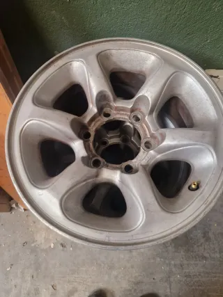 Llantas Mitsubishi Montero 2.8