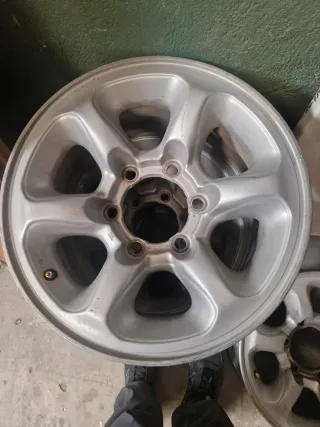 Llantas Mitsubishi Montero 2.8