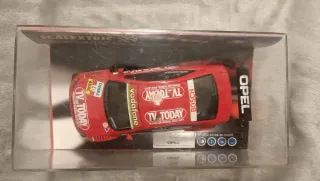 Scalextric Opel Astra V8 Coupé Rojo