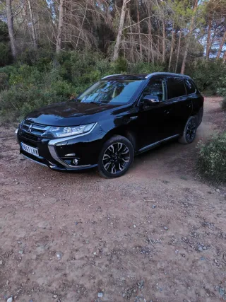MITSUBISHI PHEV KAITEKI+