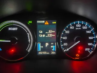 MITSUBISHI PHEV KAITEKI+