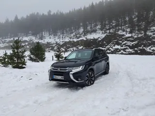 MITSUBISHI PHEV KAITEKI+