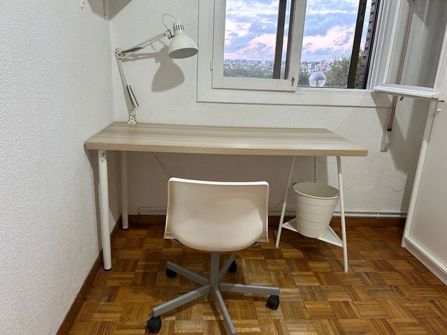 Silla de escritorio moderna