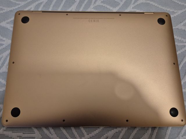 MacBook Air Oro