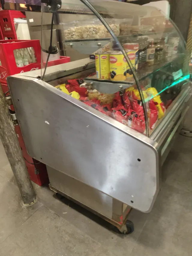 Vitrina expositora refrigerada