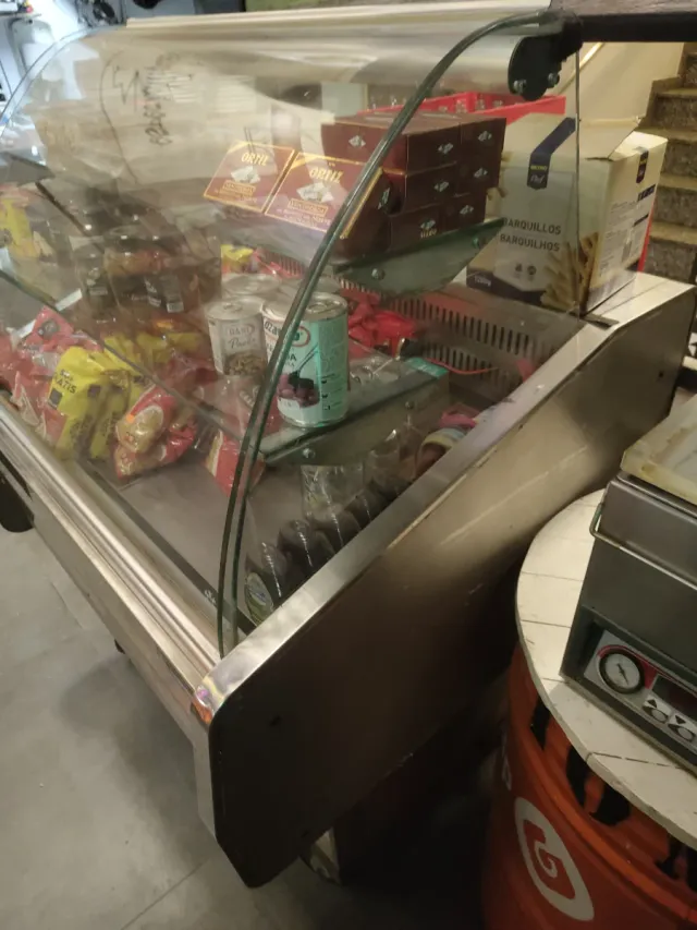 Vitrina expositora refrigerada