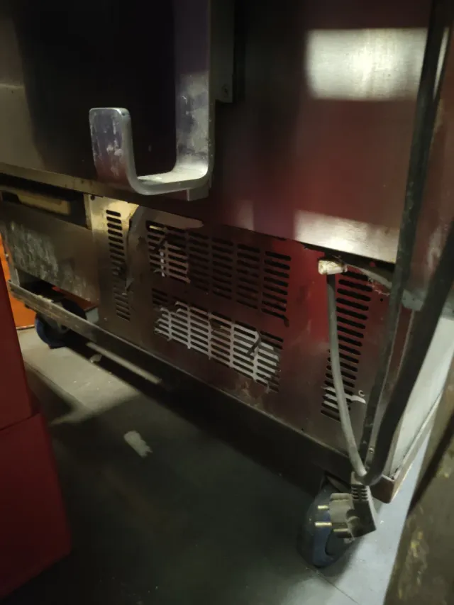 Vitrina expositora refrigerada