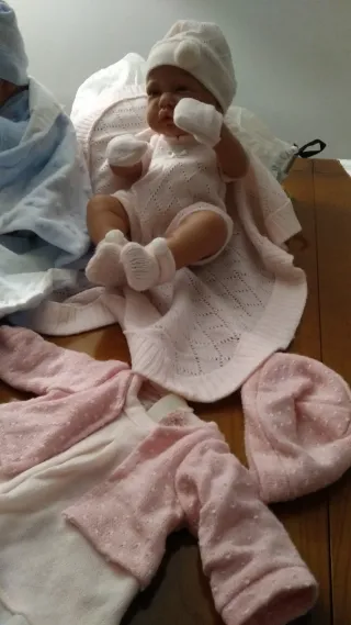 Muñecas Antonio Juan con ropa