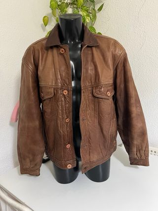 Chaqueta bomber de cuero marrón