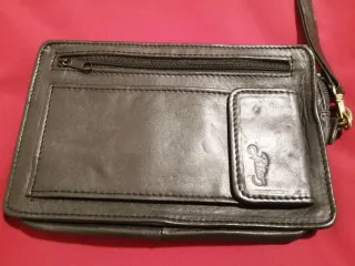 Cartera de mano de piel