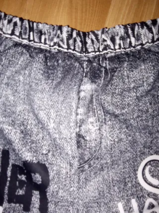 Pantalón gris efecto vaquero