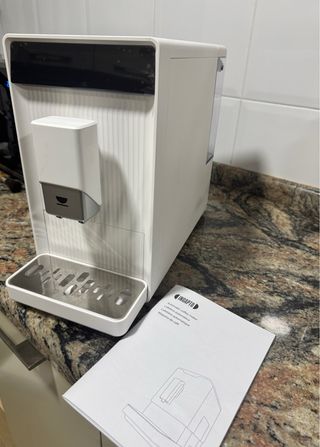 Cafetera Aura Incapto Blanca Automática