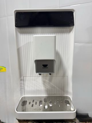 Cafetera Aura Incapto Blanca Automática