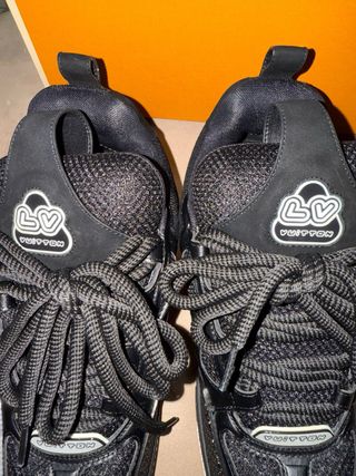 Louis Vuitton Scarpe da Ginnastica Nere e Bianche