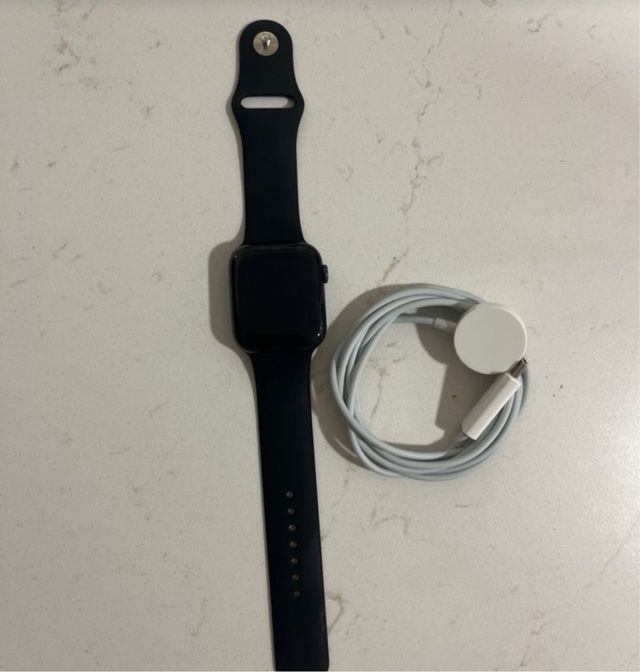 Apple Watch Serie 6 Nero // 44mm