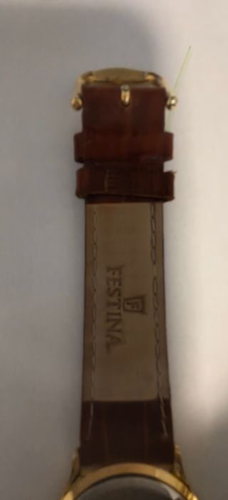 Reloj Festina Cuarzo Dorado Correa Marrón