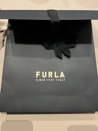 Bolsa de papel FURLA negra Nueva