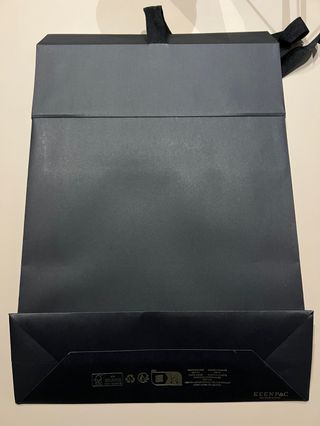 Bolsa de papel FURLA negra Nueva