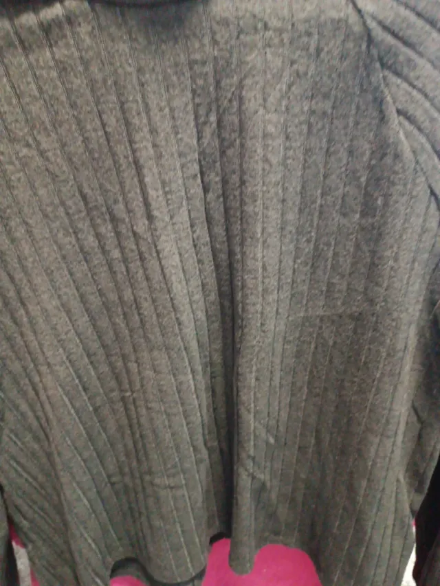 Jersey gris cuello alto