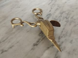 Tesoura Apaga Velas Antiga Latão
