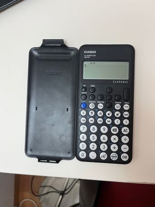 Calculadora Científica Casio fx-82SP CW Negra