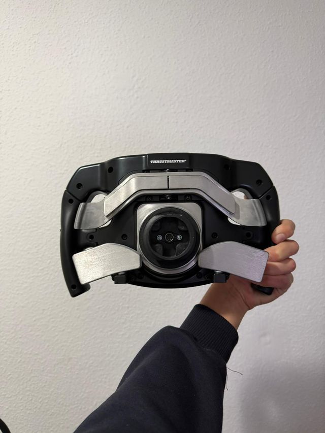 Pack Thrustmaster T300 RS + Ferrari SF1000