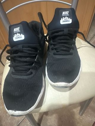 Nike Deportivas Negras y Blancas