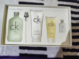 Estuche Calvin Klein CK One