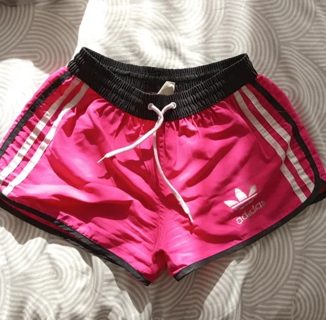 Shorts deportivos Adidas rosa