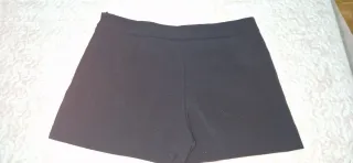 falda pantalones cortos.