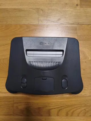 Nintendo 64 Japonesa Negra