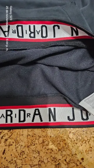 Sudadera Jordan Ligera Negra
