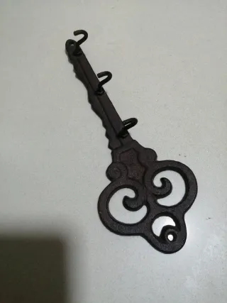 Colgador de llaves estilo llave antigua