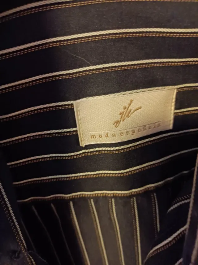 Camisa de rayas hombre