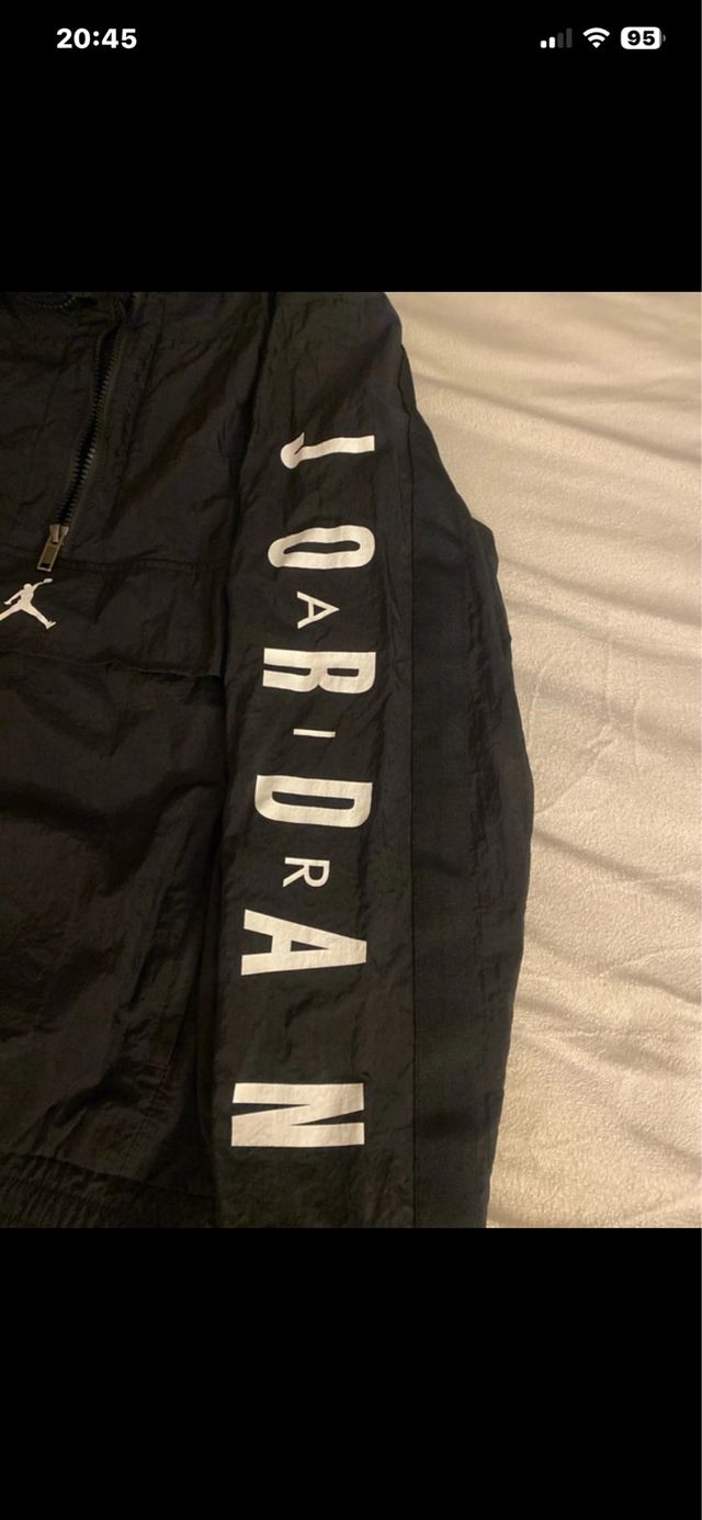 Cortavientos Jordan Negro