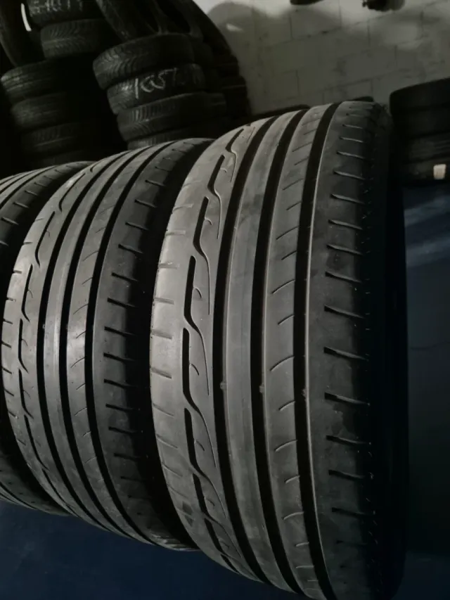 Neumático DUNLOP 225/45 R19