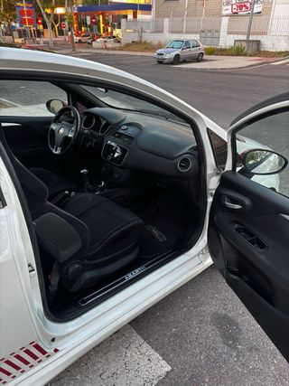 Abarth Punto Evo 2012