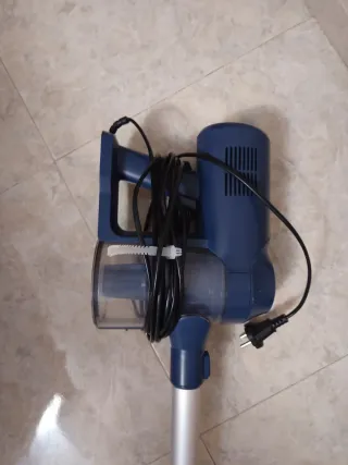 Aspiradora Silvercrest con cable