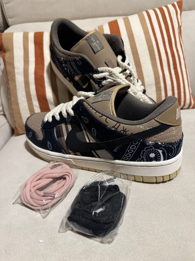 Nike SB Dunk Low Travis Scott