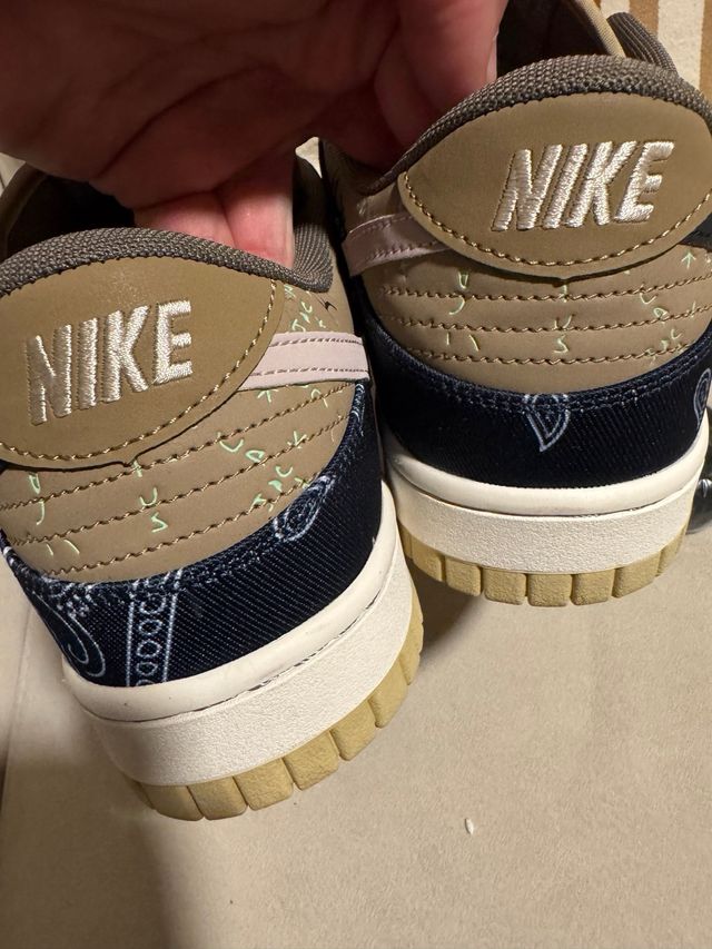 Nike SB Dunk Low Travis Scott