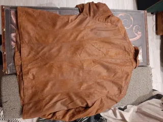 Cazadora Lebek marrón entretiempo