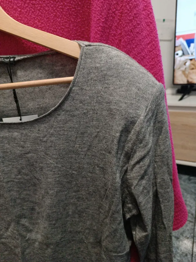 Jersey gris manga larga