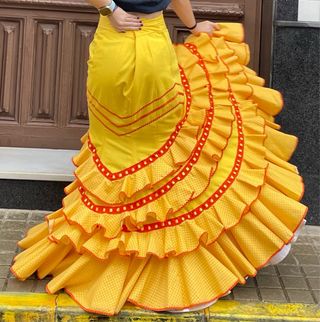 Falda de Flamenca Talla 40/42 Amarilla