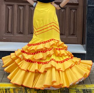 Falda de Flamenca Talla 40/42 Amarilla