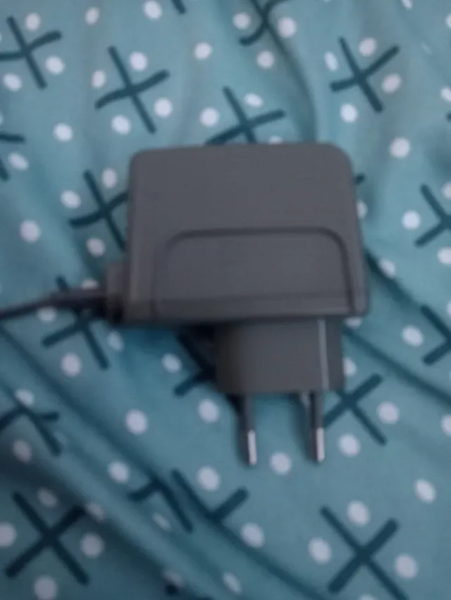 Nintendo DS Negro y Blanco + Accesorios