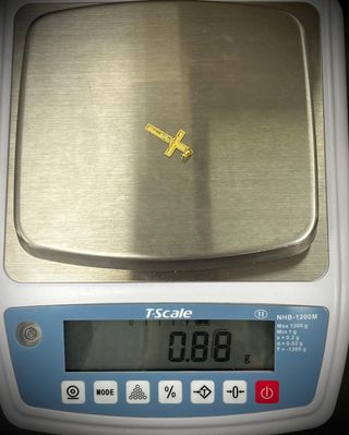 Colgante Cruz Oro 18K 0.88gr