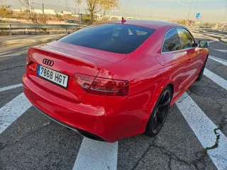 Audi RS5 2011
