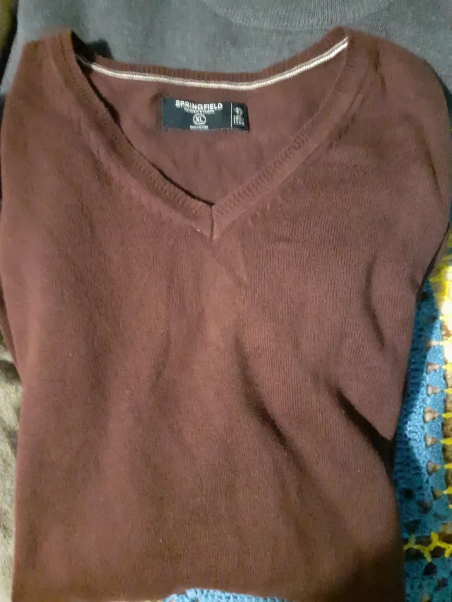 Lote seis  jerseys de Hombre.