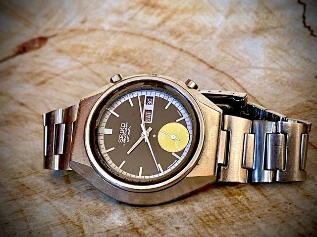 Reloj SEIKO Chronograph 6139-8040