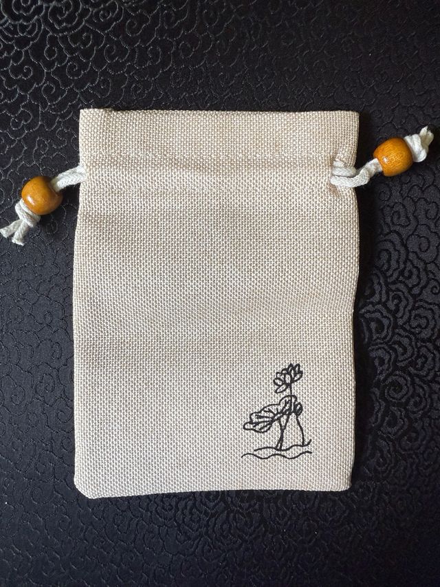 Collar budista con 108 cuentas de loto